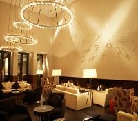 Plaza Park-Lobby