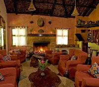 Moivaro Coffee Plantation Lodge - Lounge