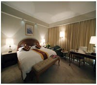Green Lake Hotel Room