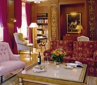 Louisa`s Place Hotel 
