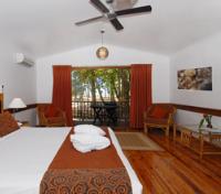 Pipi Beachfront Bungalow