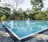 The Davis - Pool
