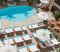 Mediterranean-Style Pool