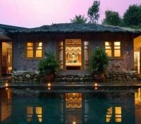Tradtional Pool House
