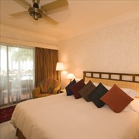 Casa Del Mar Poolview Room