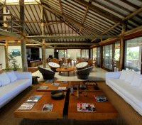 Lounge, Lobby & Hall