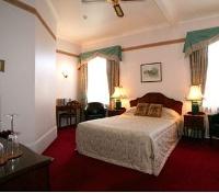 Luxury Queen Room