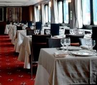Stella Australis Dining
