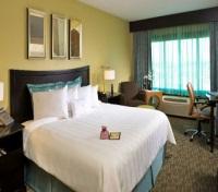 Crowne Plaza - Guest Room