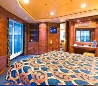 Yacht Club Royal Suite