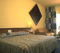 Mercure Sarakawa Guestroom