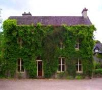 The Shelburne Lodge