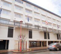 West Plaza Hotel Exterior