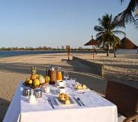 Enjoy breakfast at the beach Enjoy breakfast at the beach
