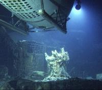 Gliding Over the Wreck Gliding Over the Wreck